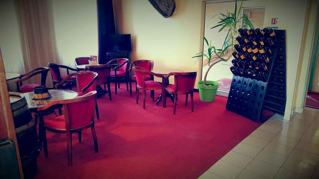 Hotel De Champagne Saint-Dizier Ngoại thất bức ảnh